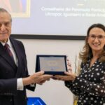 “Tenho muito orgulho de ser administradora”, diz Flavia Buarque de Almeida ao receber prêmio do CRA-SP